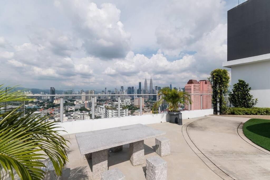 Tr Residence Lovely 3 Bedroom Unit 6Pax Next To Titiwangsa Lrt Kuala Lumpur Ngoại thất bức ảnh