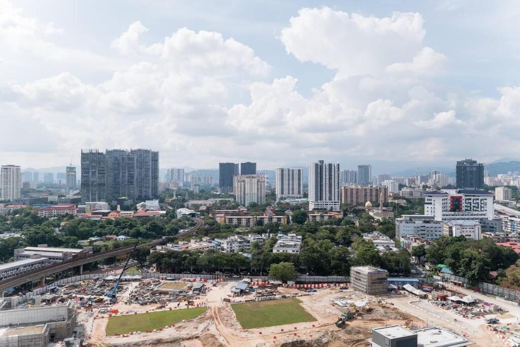 Tr Residence Lovely 3 Bedroom Unit 6Pax Next To Titiwangsa Lrt Kuala Lumpur Ngoại thất bức ảnh